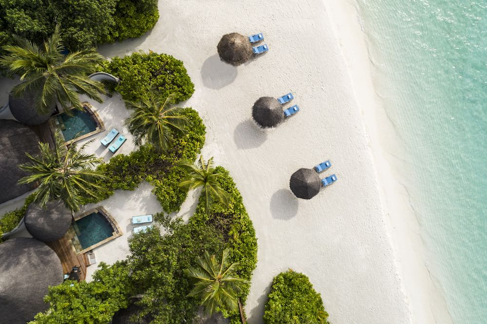 Sunset Beach Villa with Pool at Four Seasons Resort Maldives at Kuda Huraa thumbnail 4